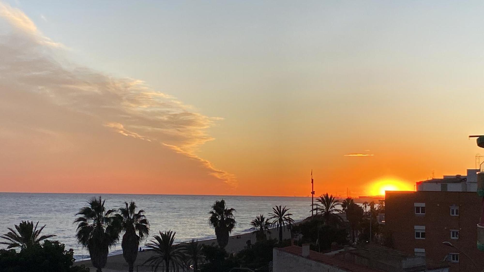 Apartamento Frente Al Mar Canet De Mar Kültér fotó