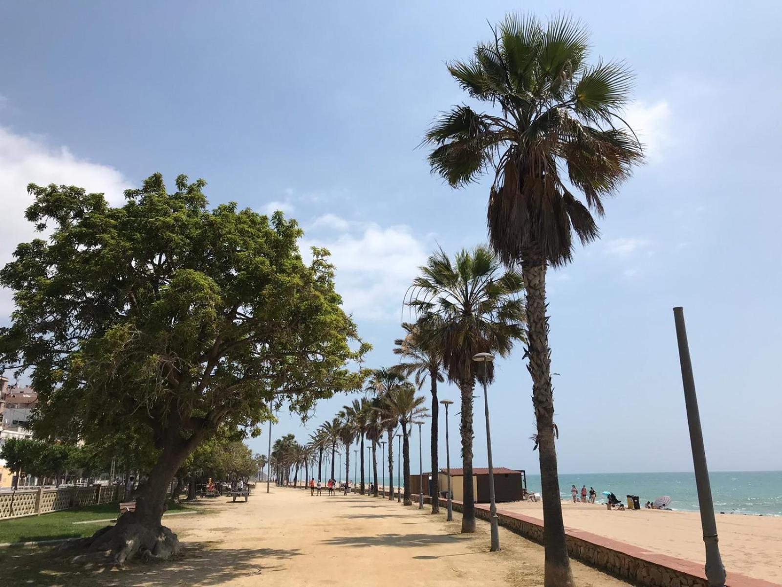 Apartamento Frente Al Mar Canet De Mar Kültér fotó